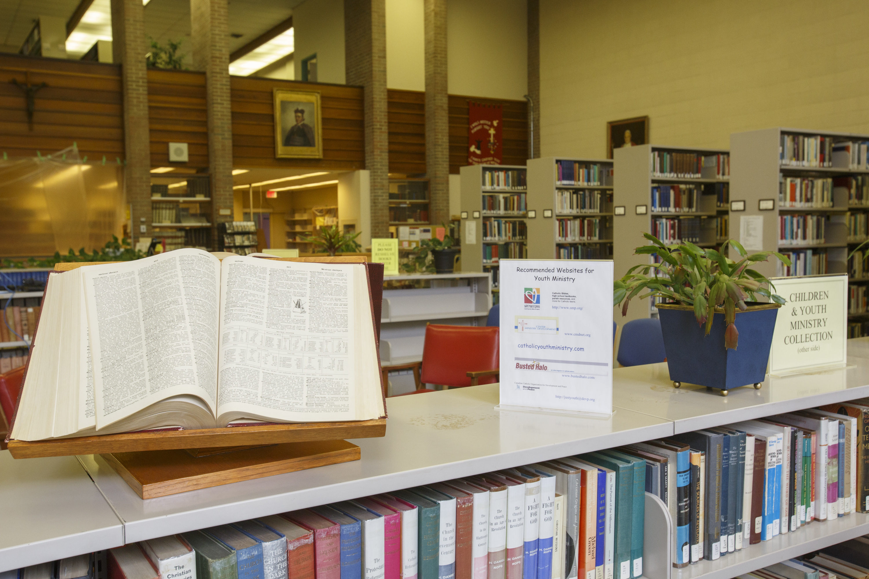 St. Augustine's Seminary library